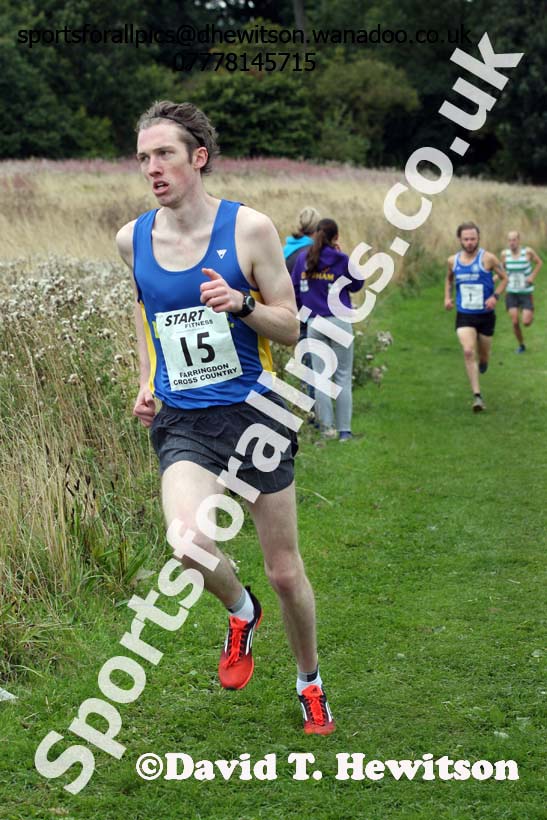 Senior mens relay Sunderland Harriers Open Cross Country. Photo: David T. Hewitson/Sports for All Pics